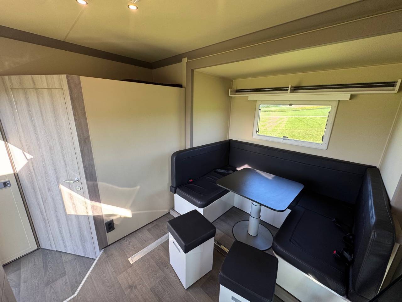 IVECO DAILY 70C18 POP OUT