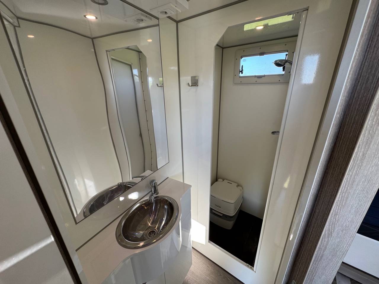 IVECO DAILY 70C18 POP OUT