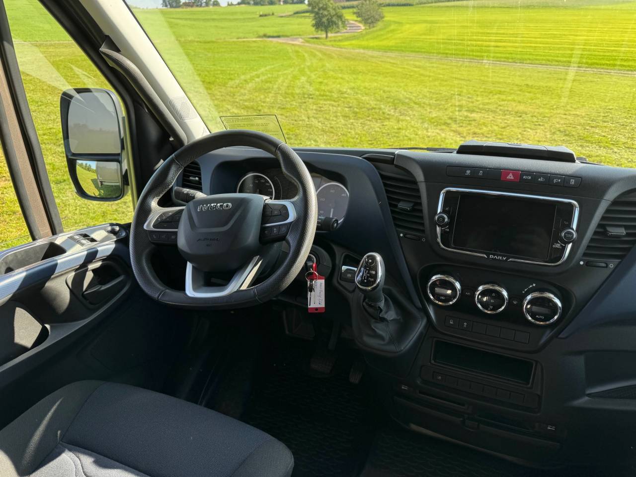 IVECO DAILY 70C18 POP OUT