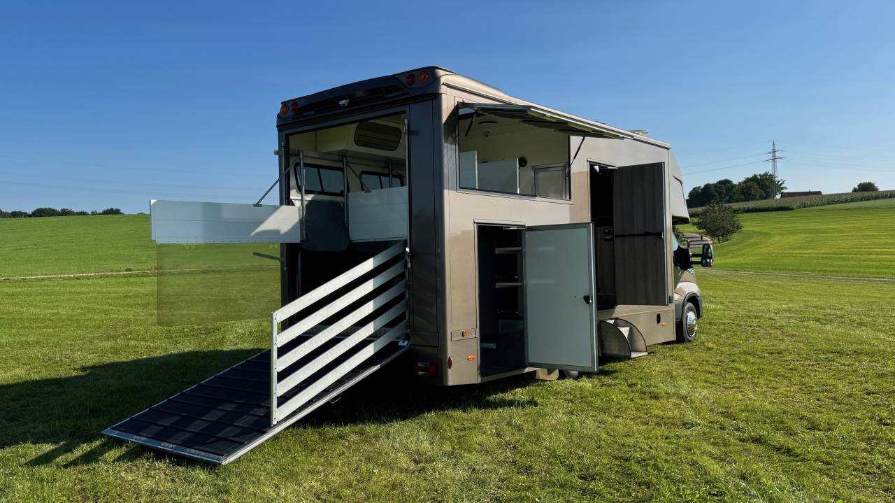 IVECO DAILY 70C18 POP OUT