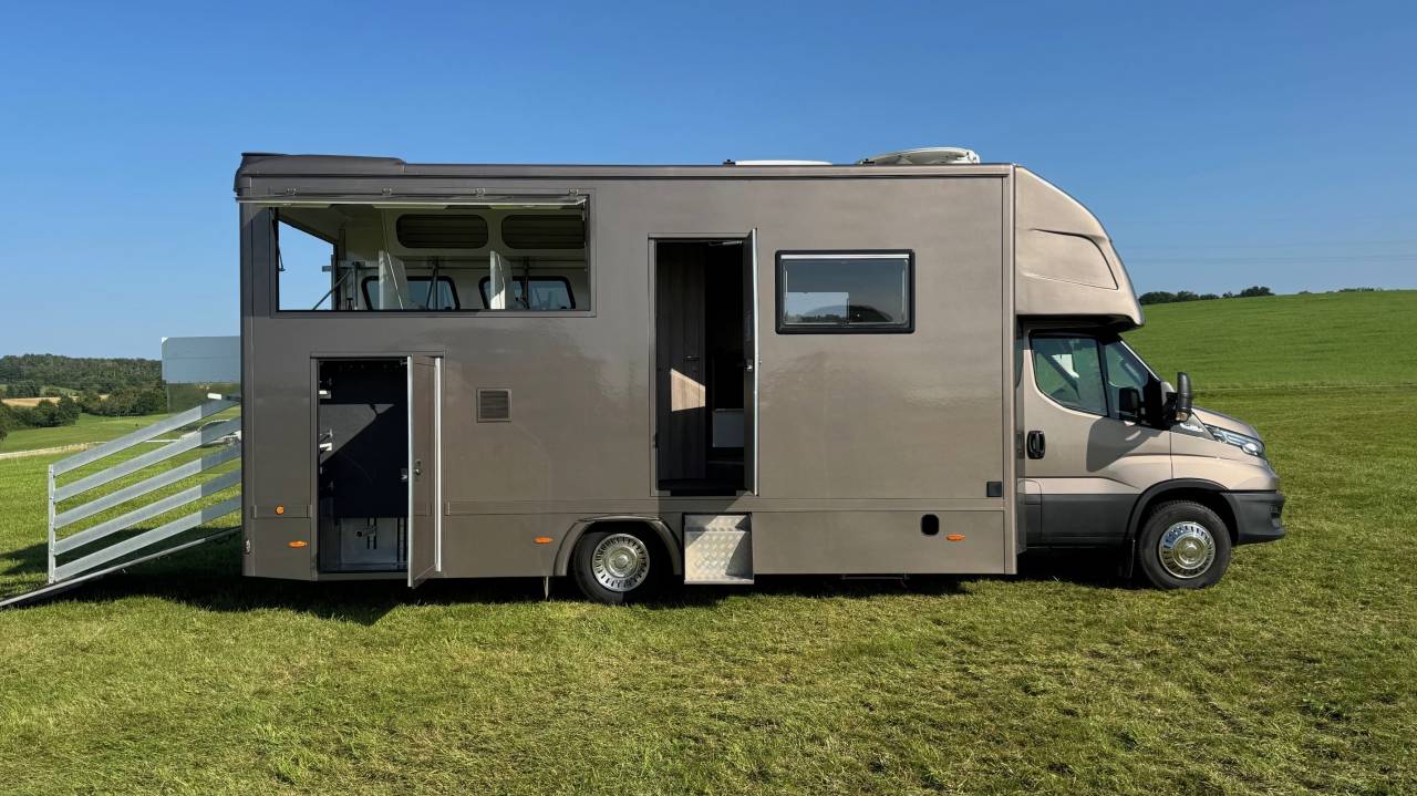 IVECO DAILY 70C18 POP OUT