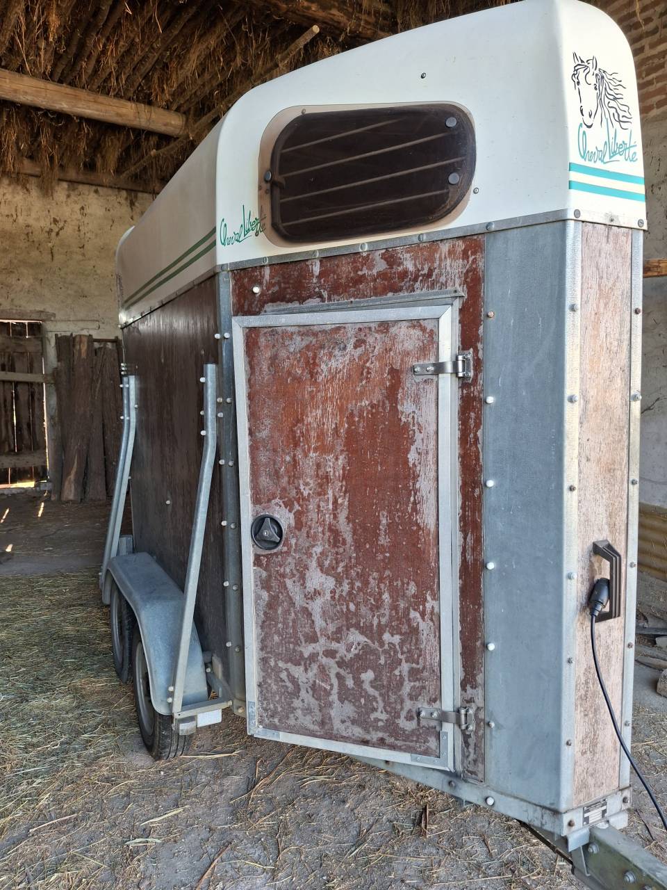Van 1,5 place Cheval Liberté 