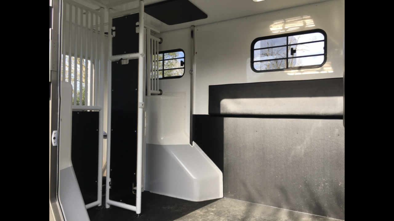 Transport Chevaux 77 -> France