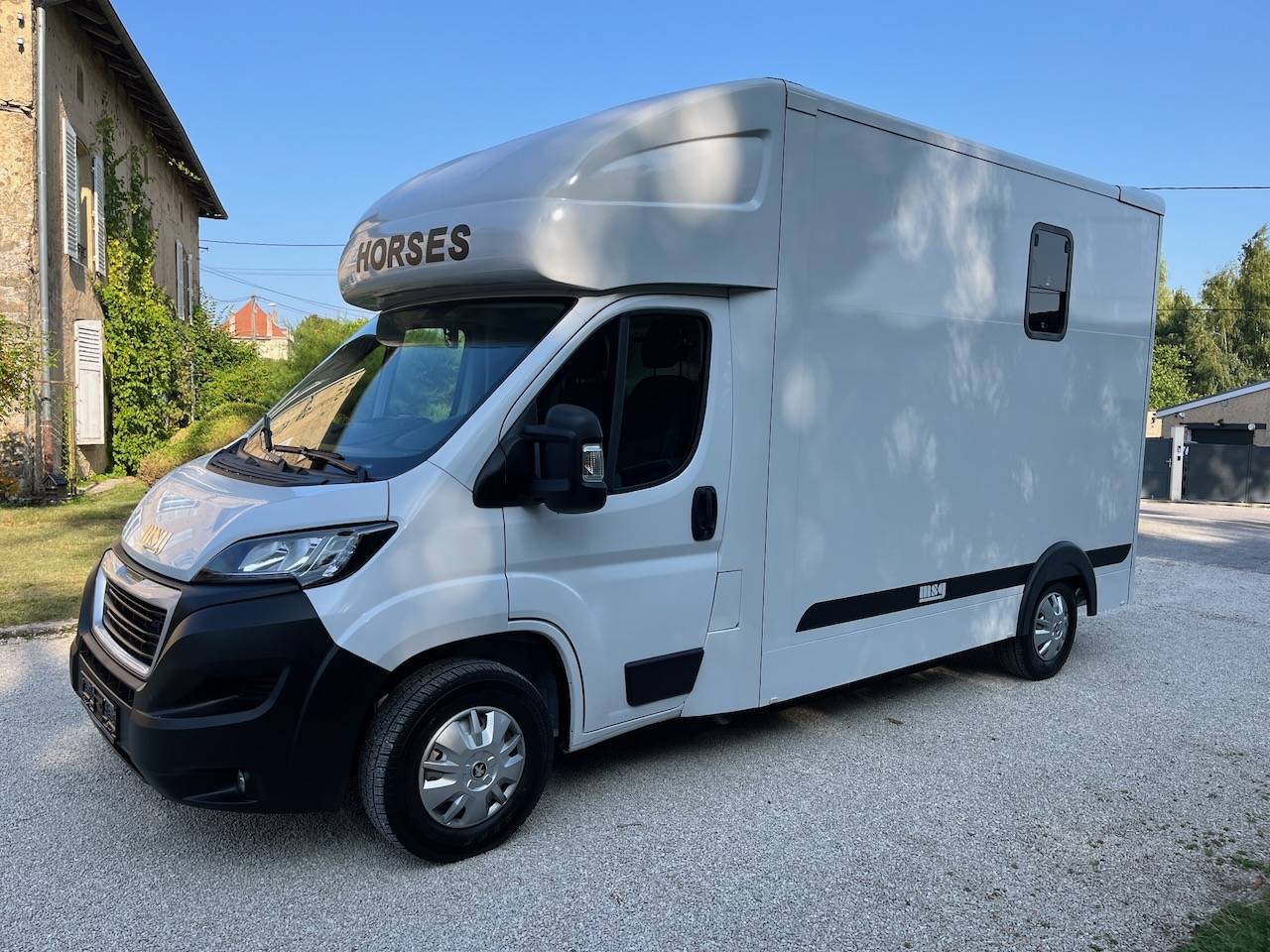 PEUGEOT BOXER BLUEHDI 165 MSG STALLION LIGHT