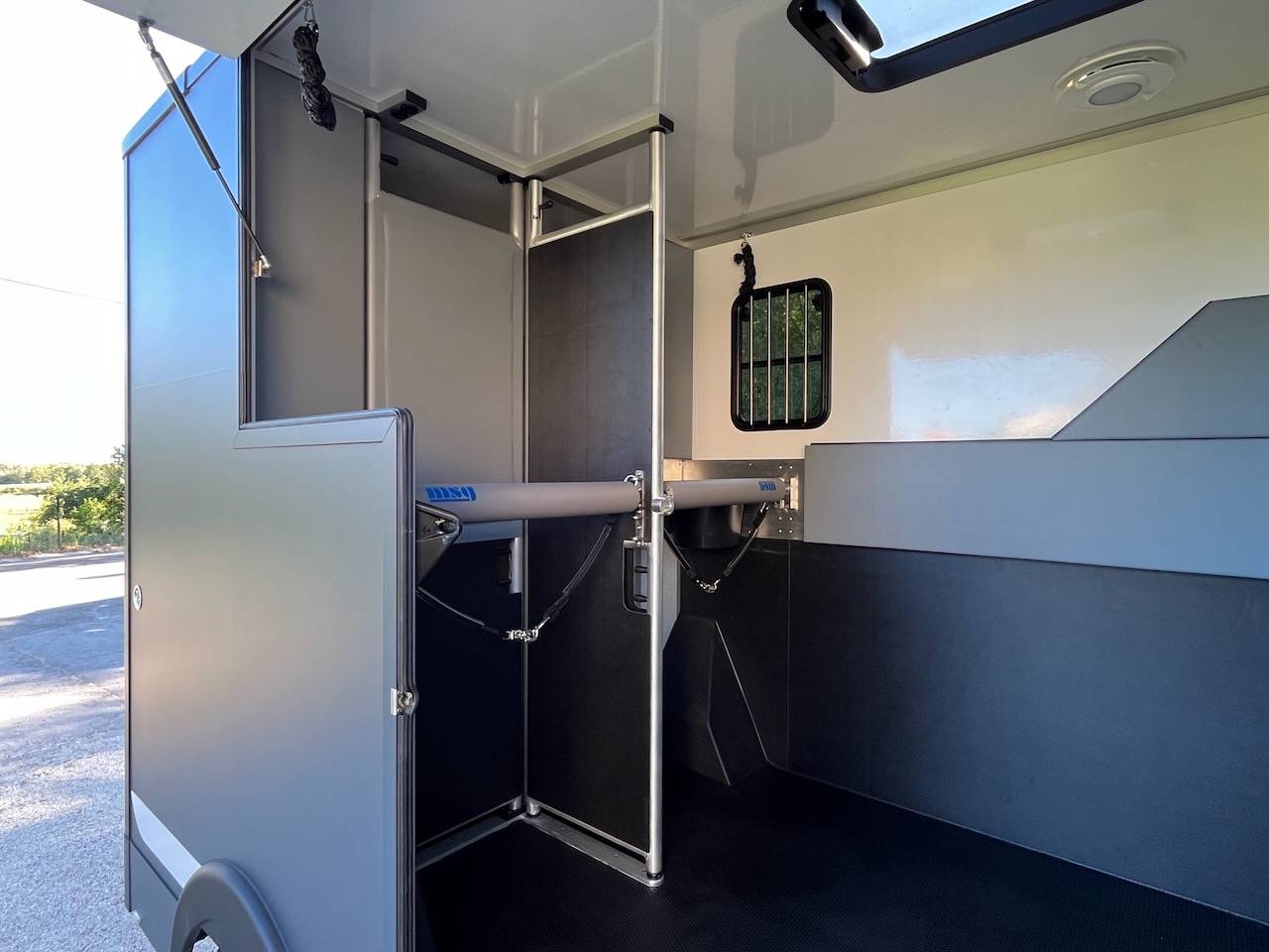 PEUGEOT BOXER BLUEHDI 165 MSG STALLION LIGHT