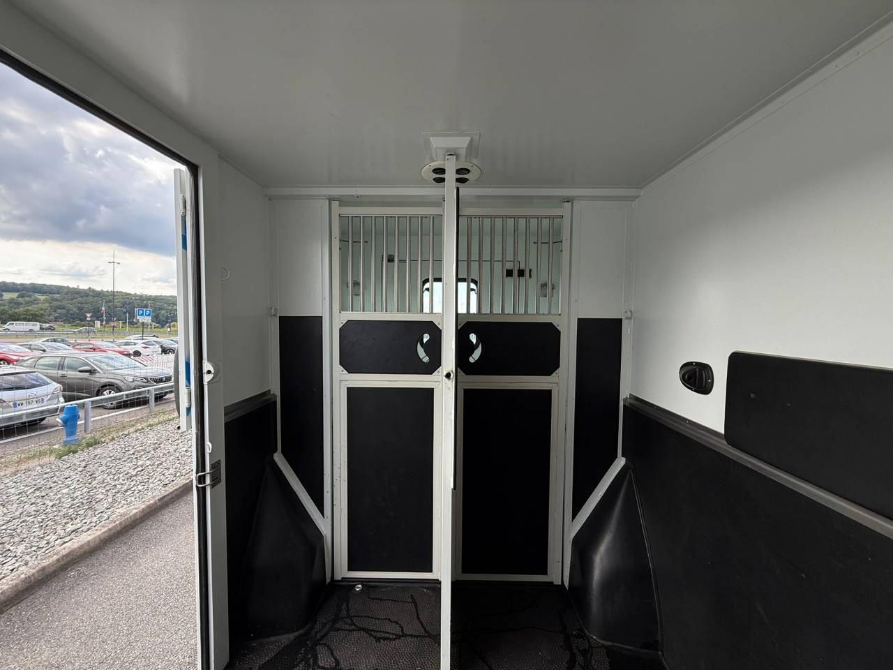 VL PEUGEOT BOXER 150CH STALLE THEAULT 3P - VENDU