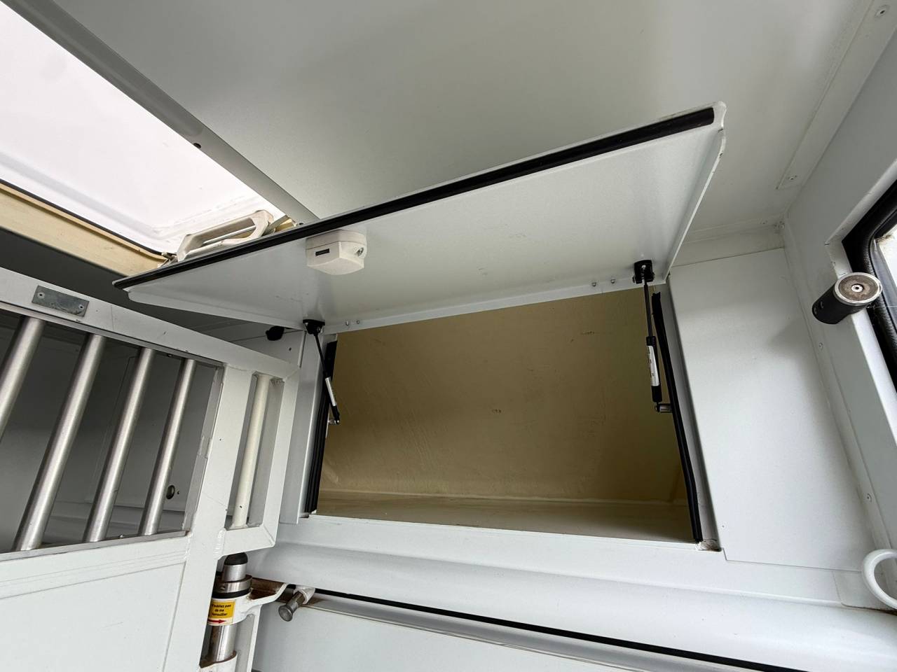 VL PEUGEOT BOXER 150CH STALLE THEAULT 3P - VENDU