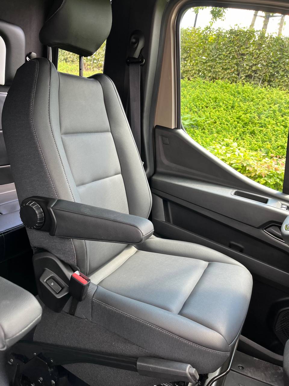 AKX DOUBLE CABINE BASE MASTER 