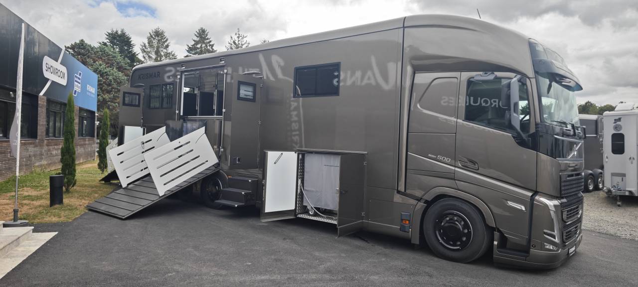 Camion poids lourds Krismar 6 chevaux 