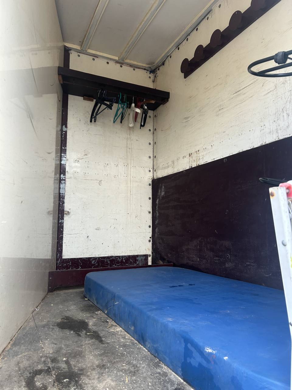 Camion Ranault Midliner 6places 