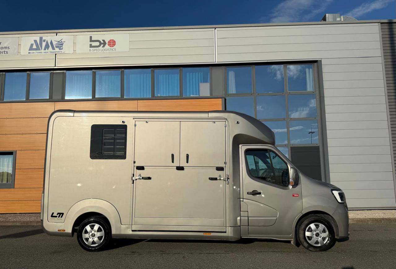 VL STX STALLE 3P 165CH SELLERIE XL- VENDU