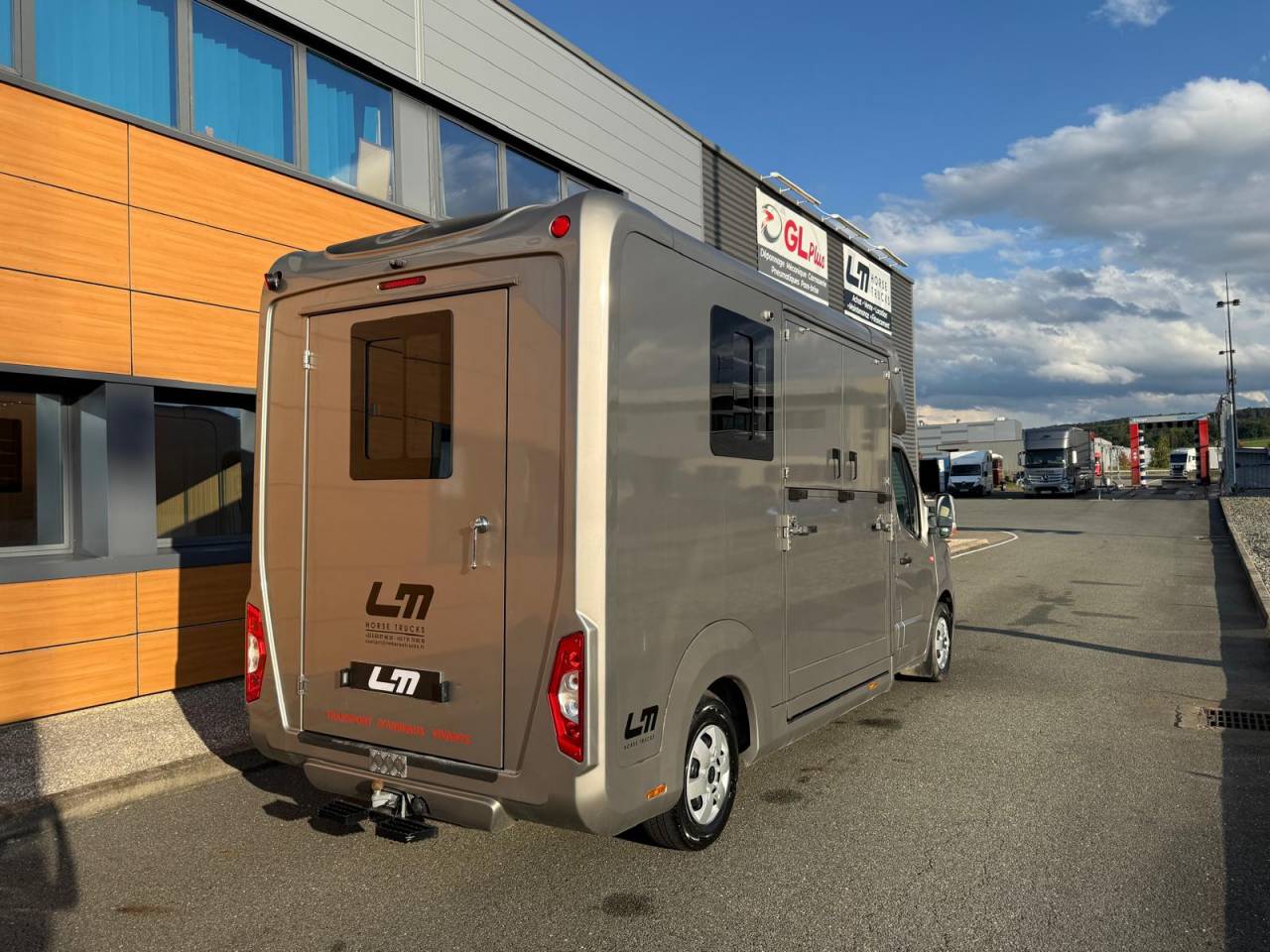 VL STX STALLE 3P 165CH SELLERIE XL- VENDU