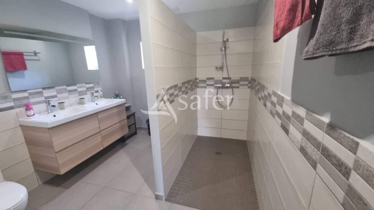 Proche Castéra-Verduzan - Propriété de charme de 4ha