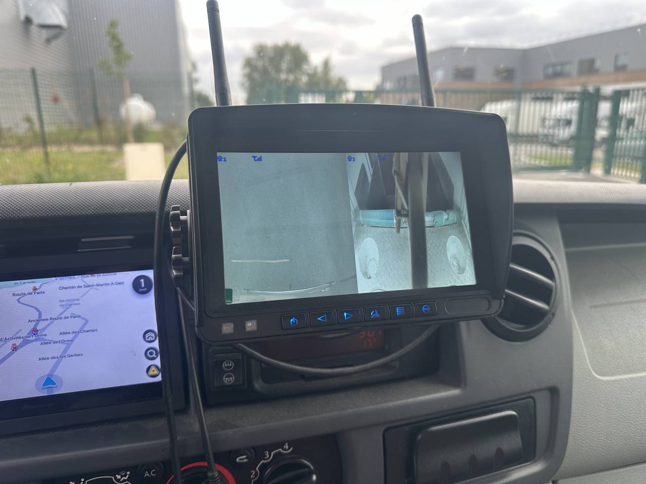 Camion theault 2 places chevaux van 