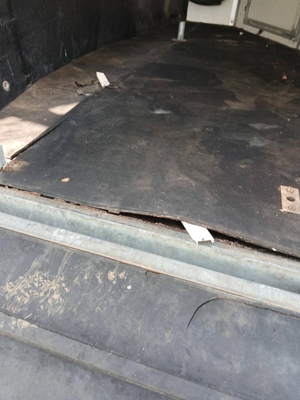 VAN OCCASION 2 PLACES CHEVAL LIBERTE