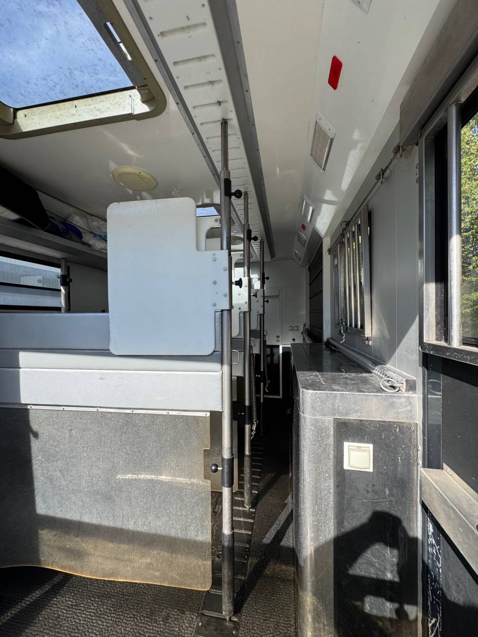 STX 26/380 - 5 chevaux avec pop out et push up