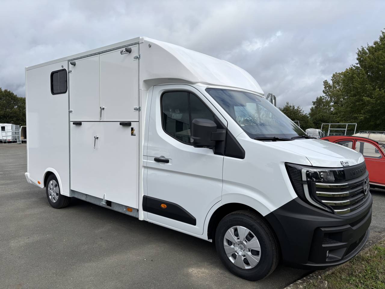 Camion chevaux 2 places garantie 5 ans 