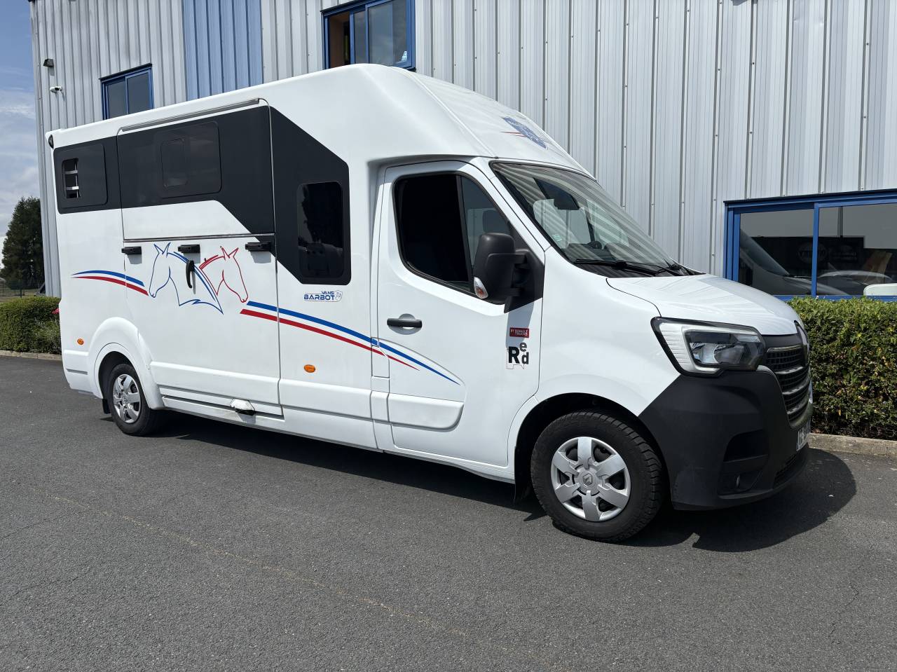 CAMION 2 CHEVAUX 