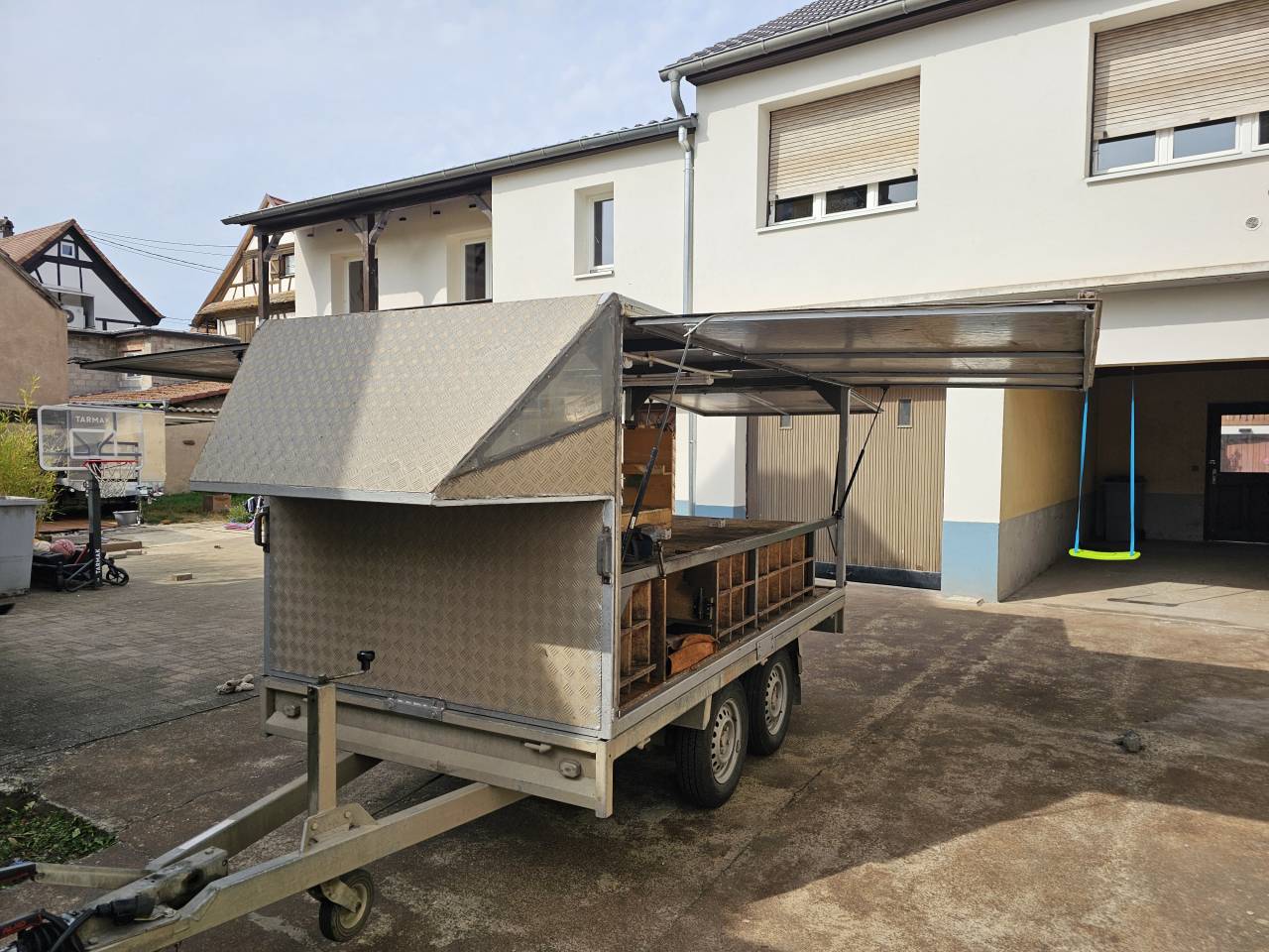 Vend remorque de maréchalerie