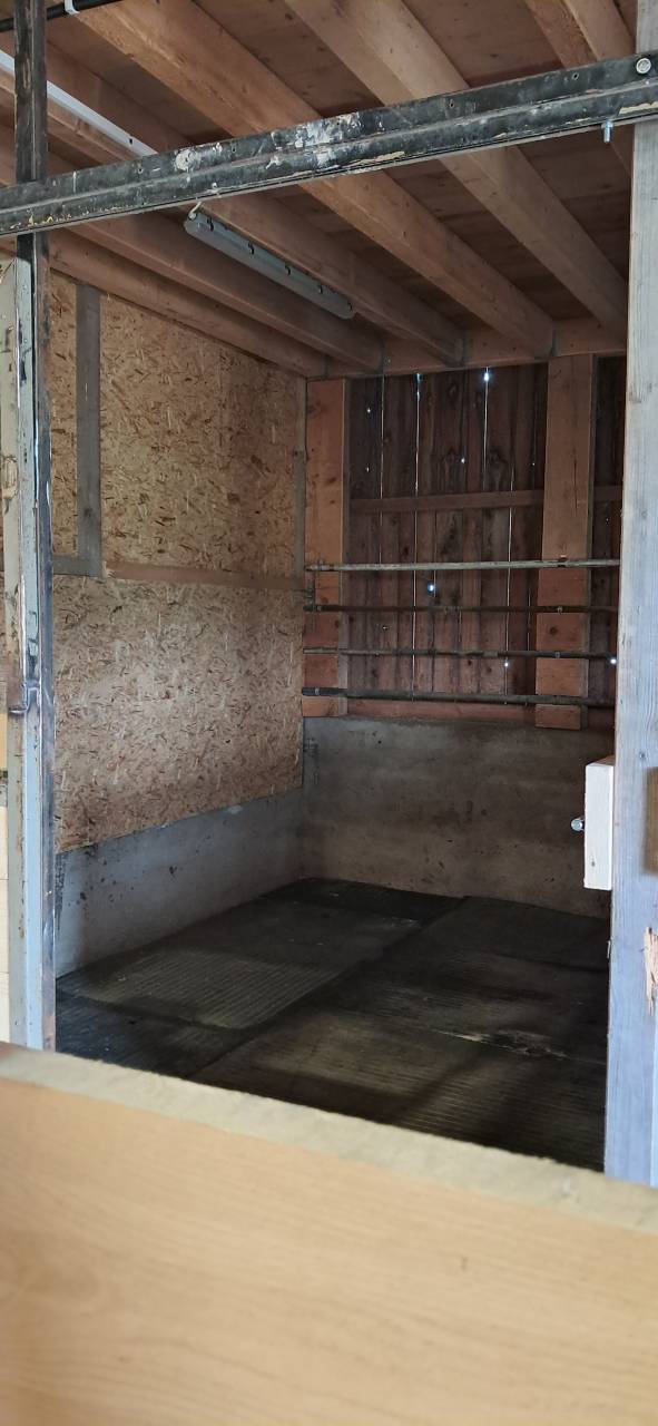 2 boxes &agrave; louer dans ferme familiale &agrave; Senarclens