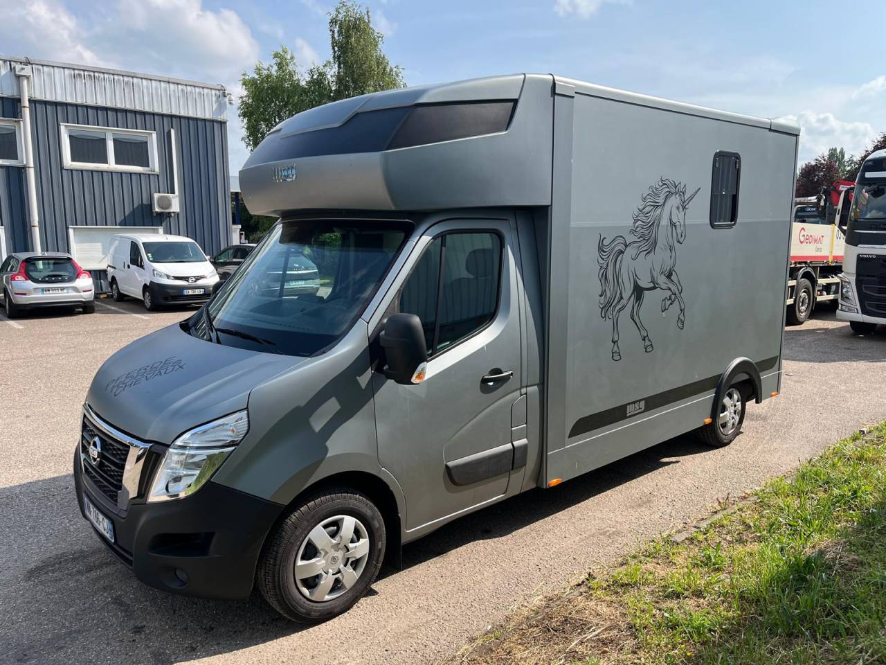 Location camion pour chevaux secteur TOULOUSE