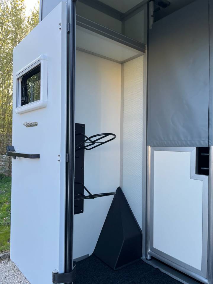 Location camion pour chevaux secteur TOULOUSE