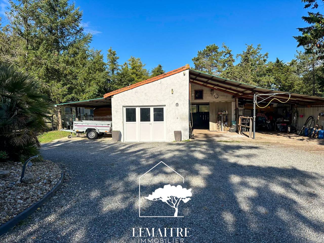 Propriété équestre à vendre Les Mathes – Maison 118 m²