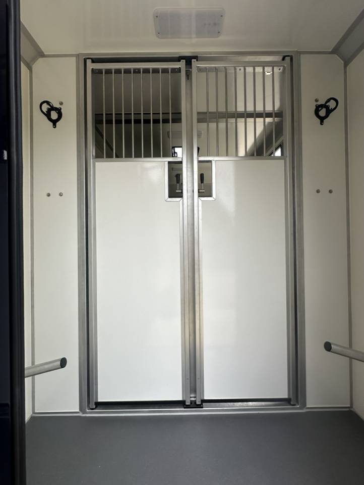 Location camion pour chevaux VL 