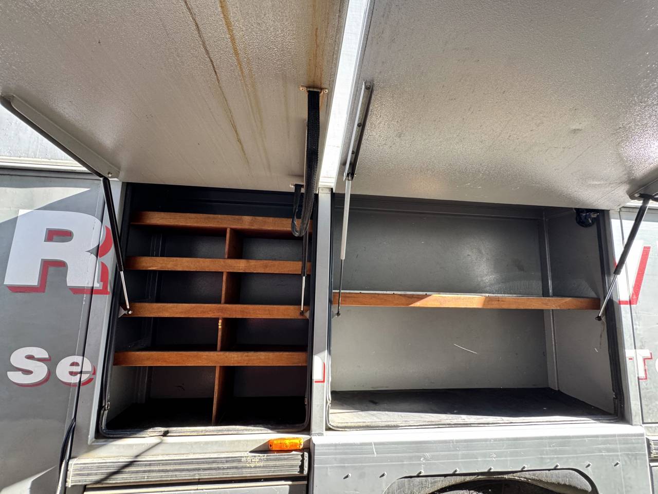 VENTE CAMION CHEVAUX 9 PLACES