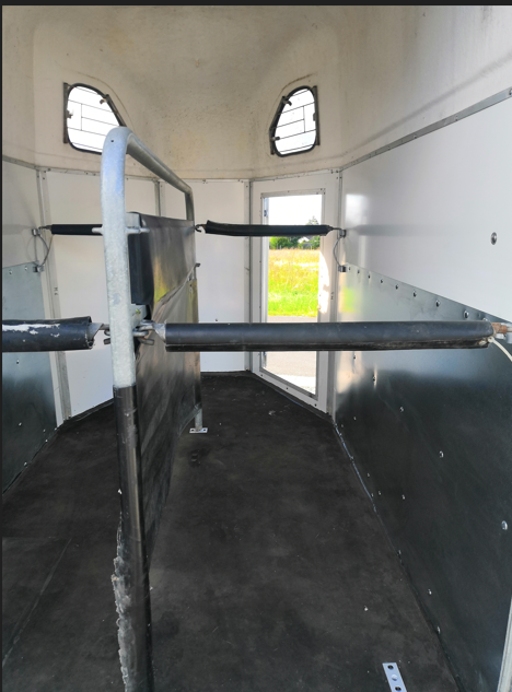 Van cheval liberté 2 place