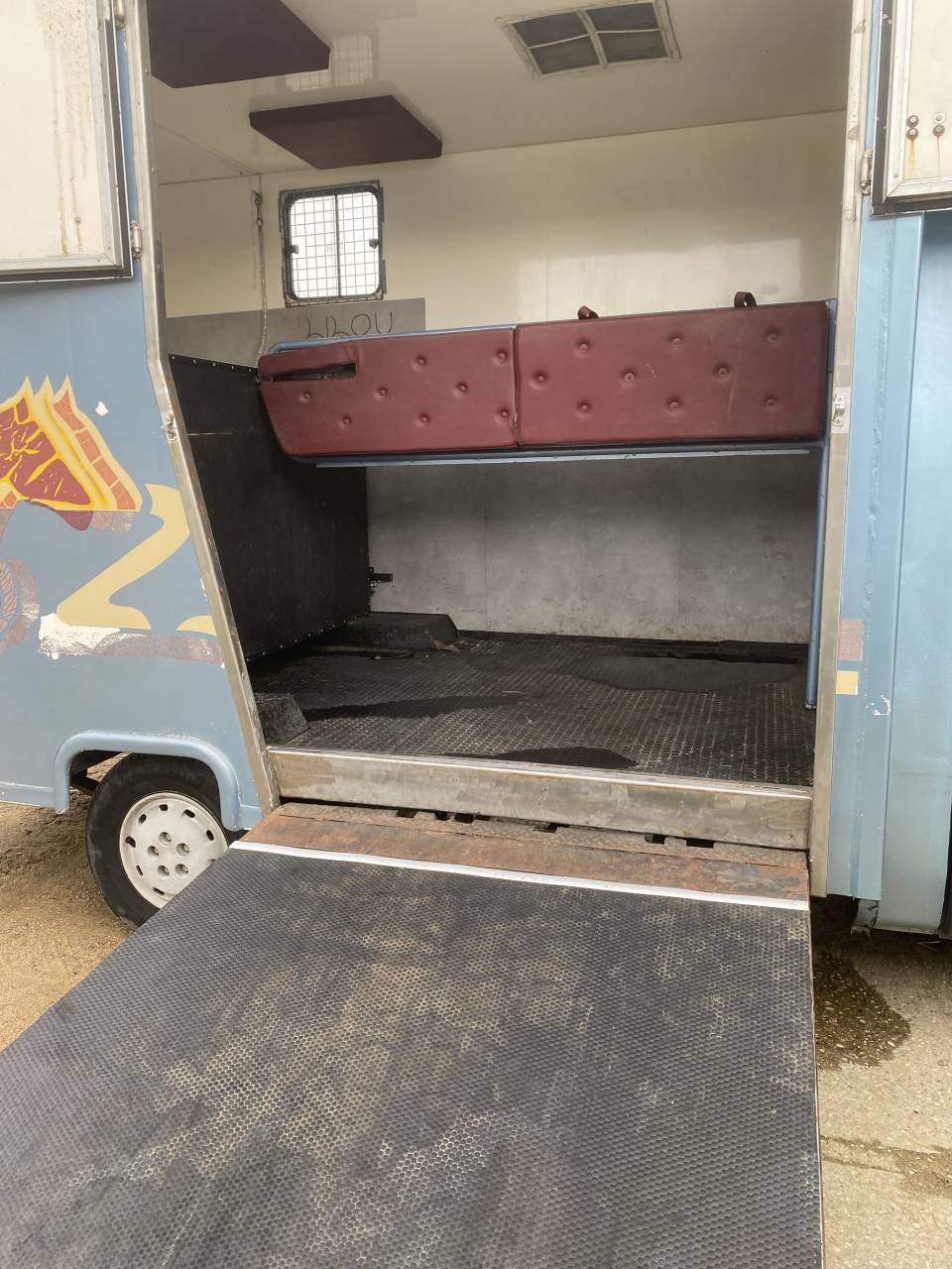 Camion VL 2 places chevaux 