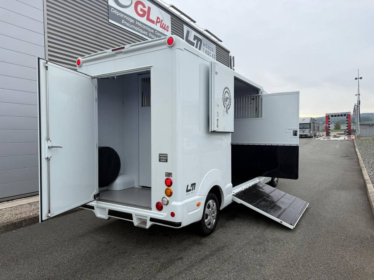 VL MTM FILOVAN MASTER STALLE 165 CH 3P-GARANTIE - VENDU