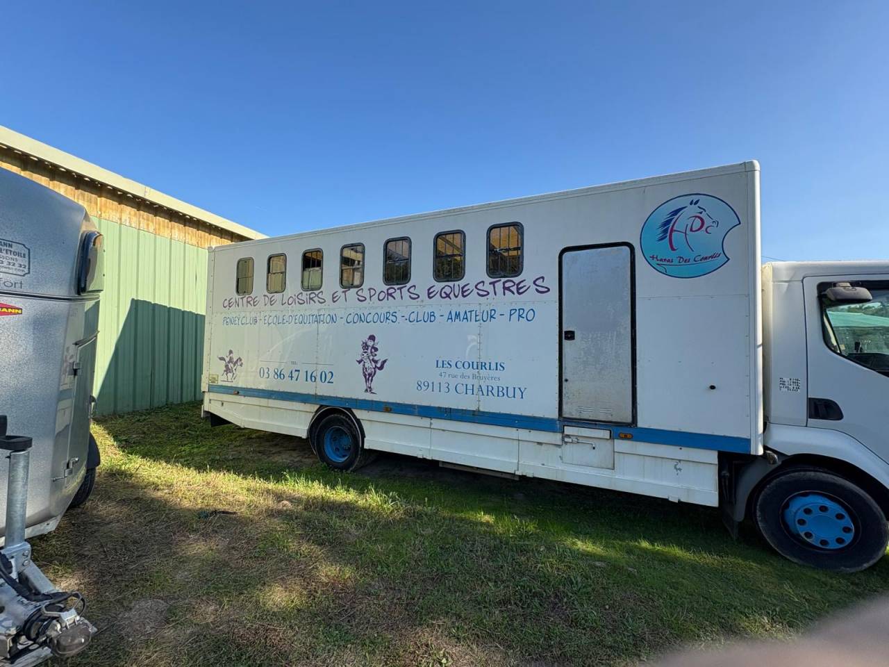 Camion PL chevaux 8 places Renault 