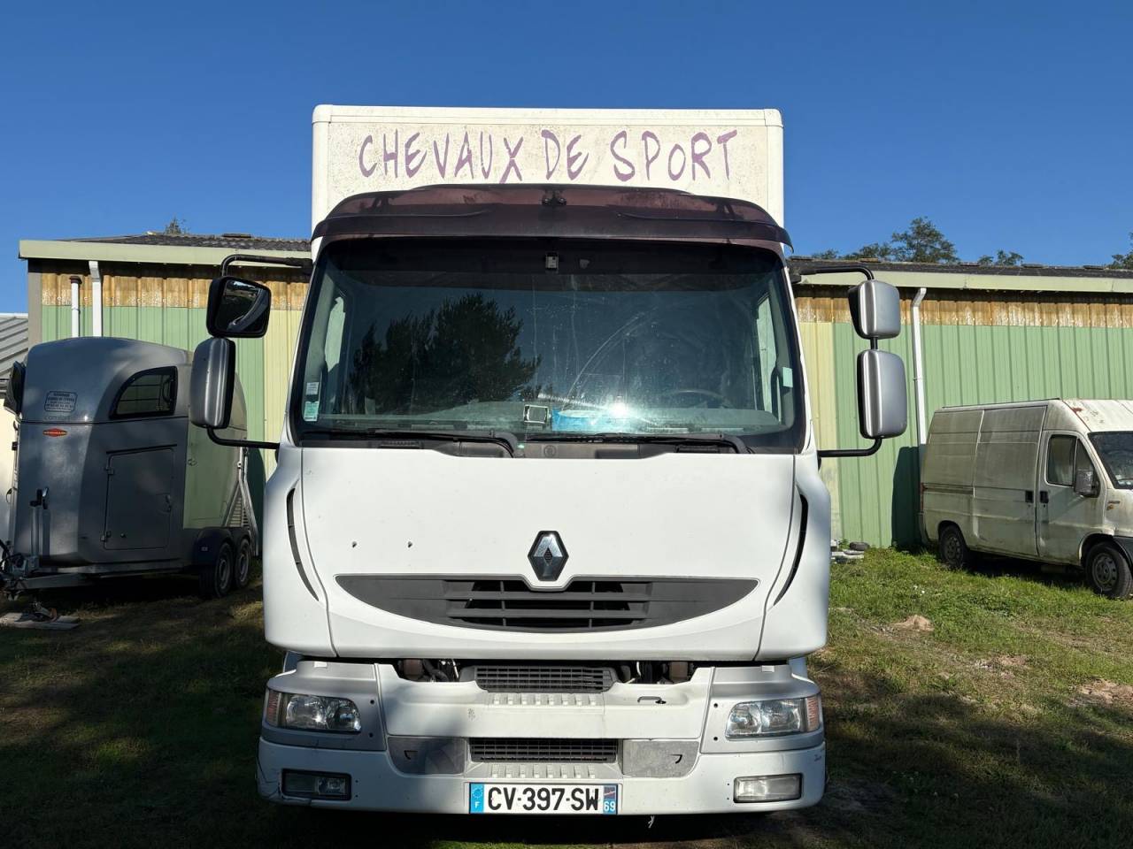Camion PL chevaux 8 places Renault 