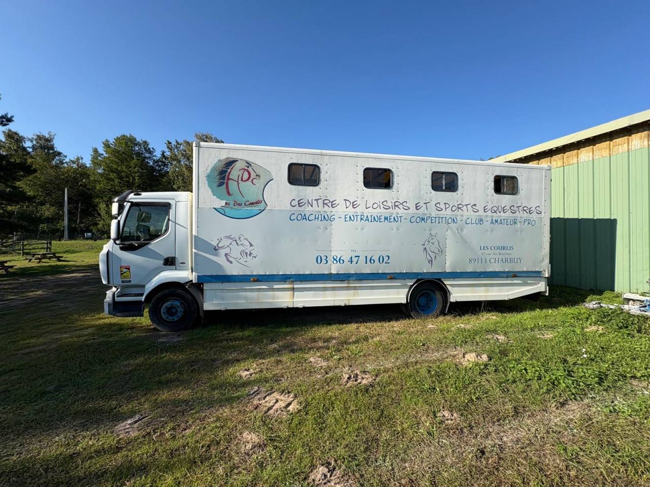 Camion PL chevaux 8 places Renault 