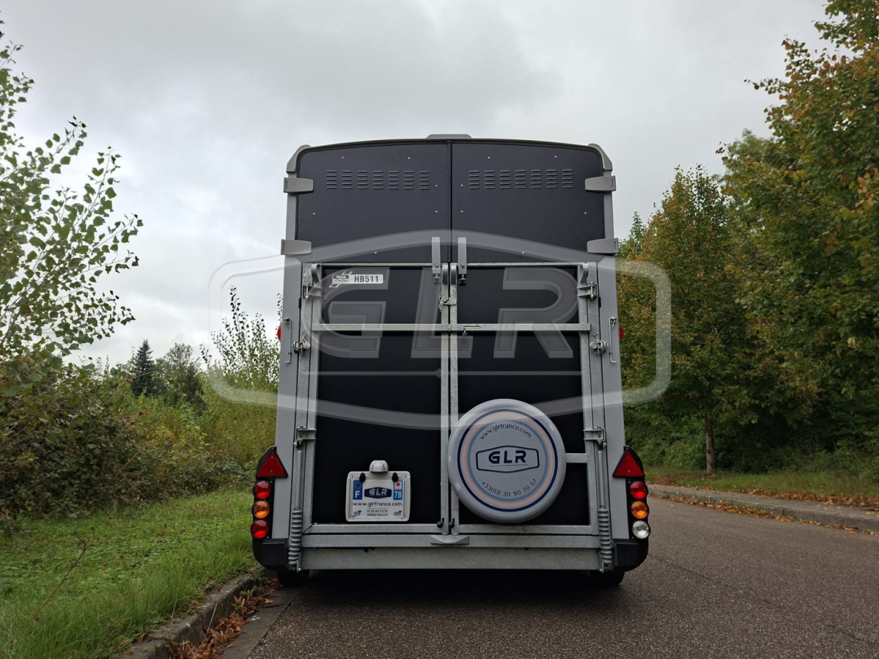 VAN IFOR WILLIAMS NEUF – HB 511 PONT PORTE ARRIERE – GRAND CHEVAUX – 2 PLACES