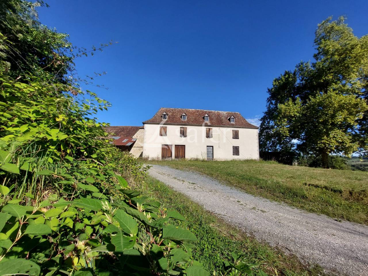 Propriété Agricole d'environ 22 ha avec possibilité d'acquér