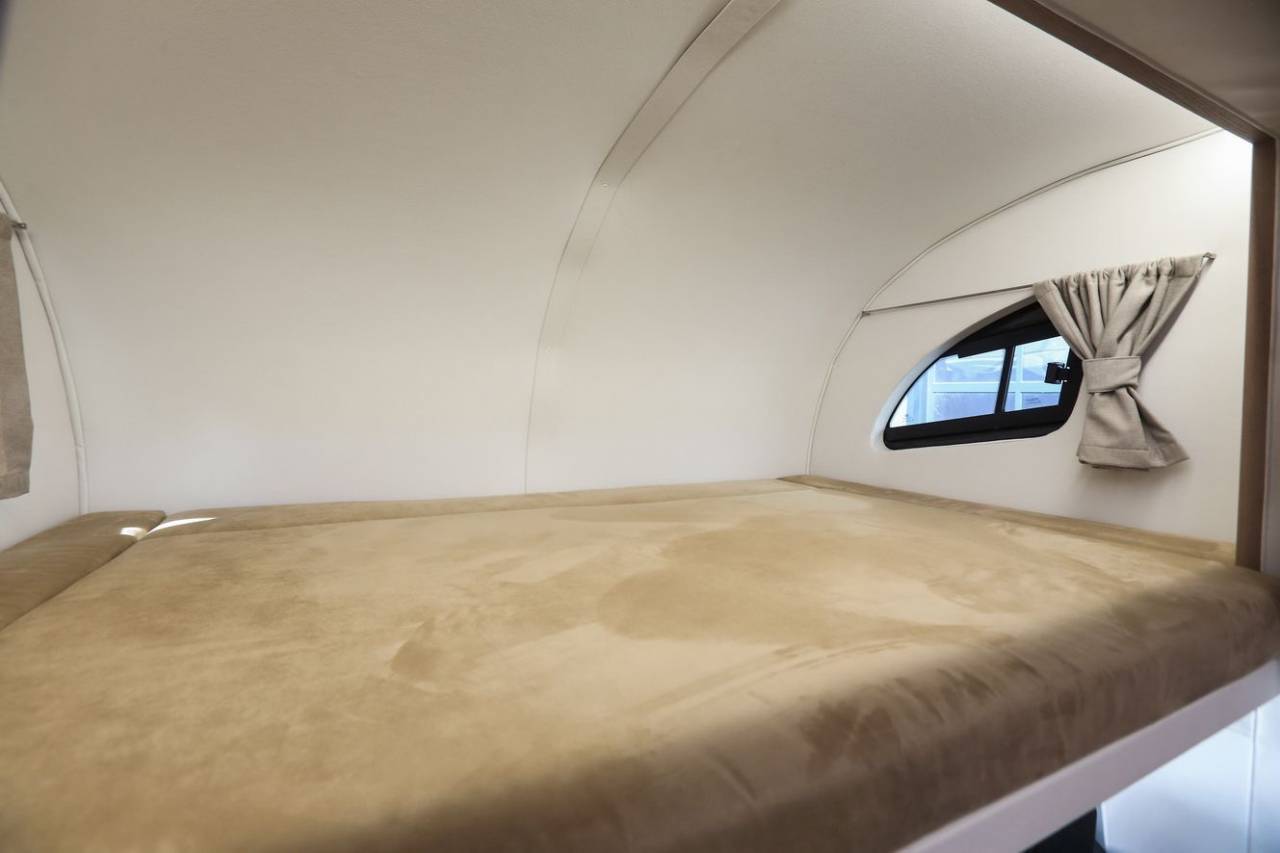 SCANIA P420 INTERHORSE