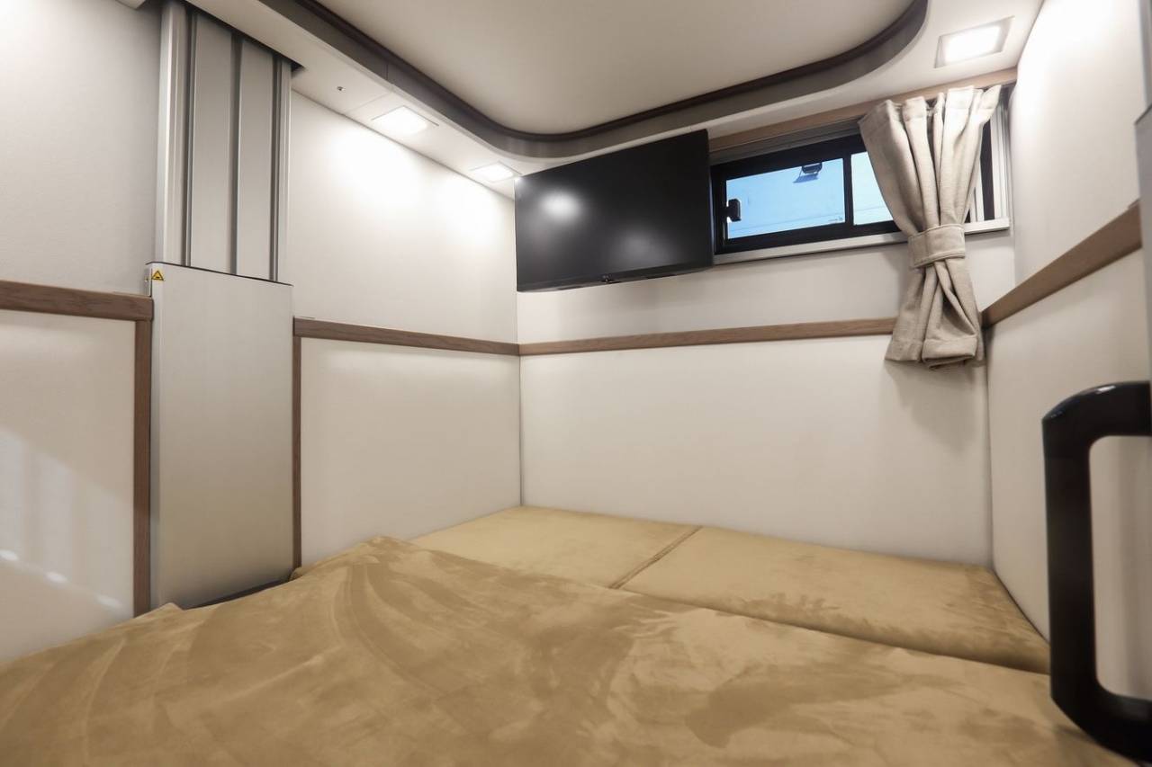 SCANIA P420 INTERHORSE