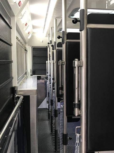 STX 6 CHEVAUX AVEC POP OUT ET PUSH UP - VENDU