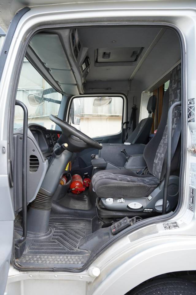 Camion pour transport 6 chevaux avec habitation