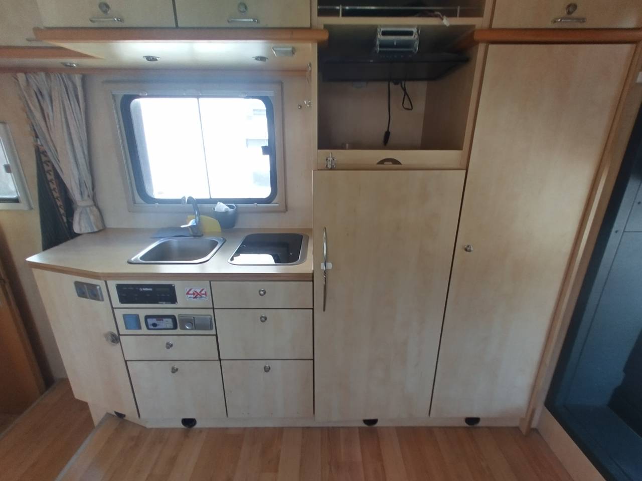 Scania L144 6x2 400cv 