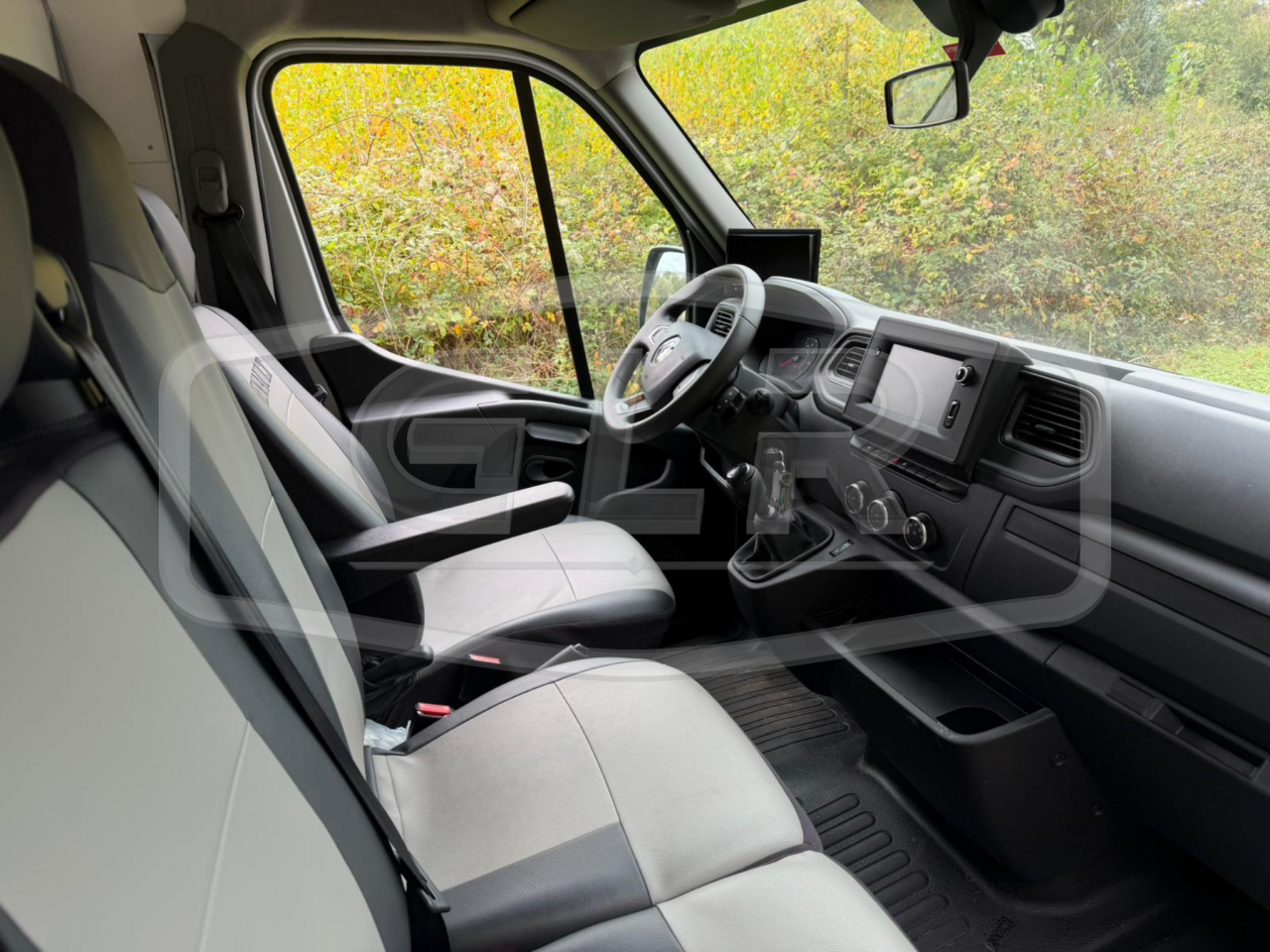 RENAULT MASTER 4 – 2023 - 165CV - STALLE - 15 000KM