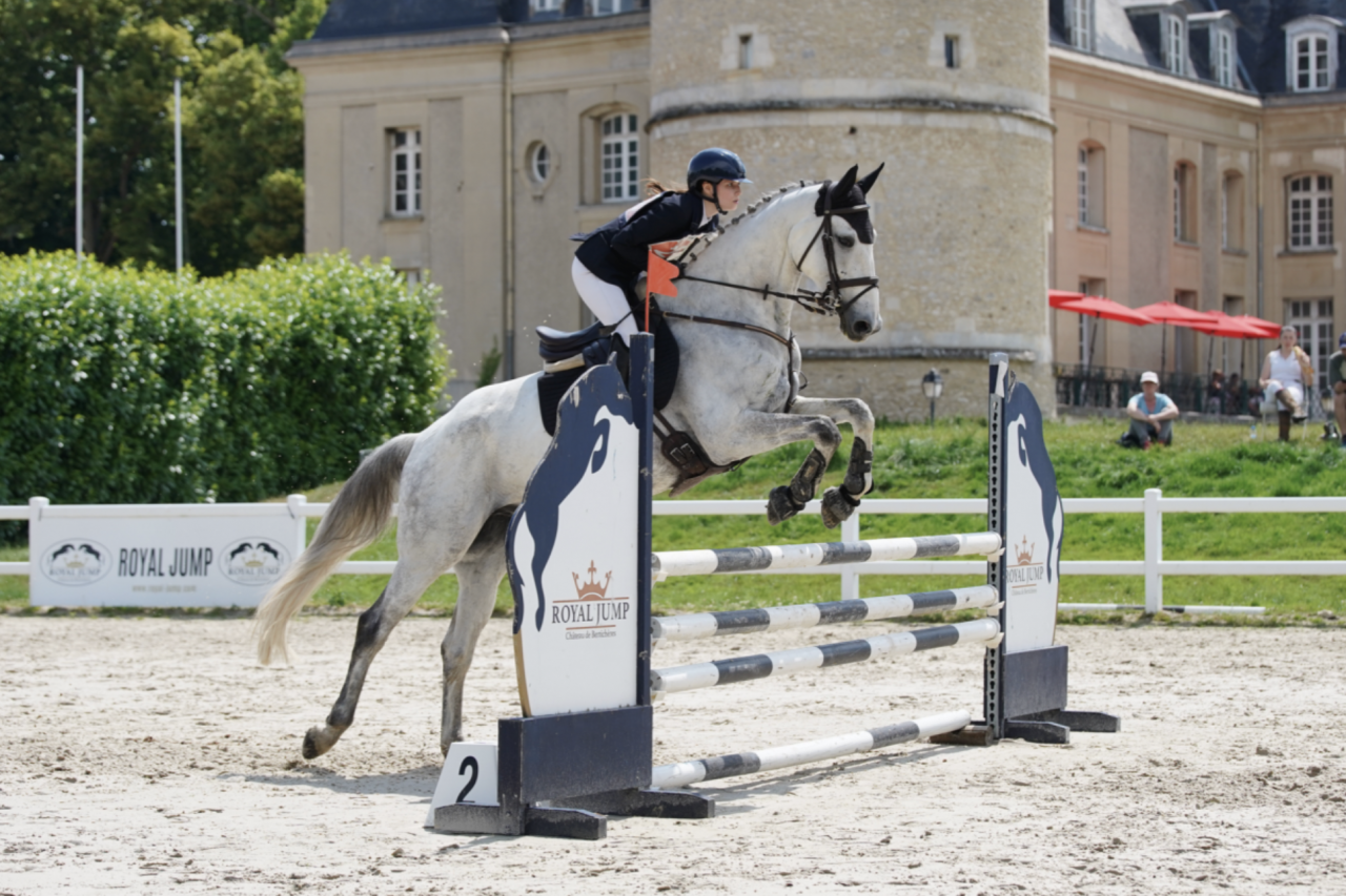 Hongre - SF - 11 ans - CCE