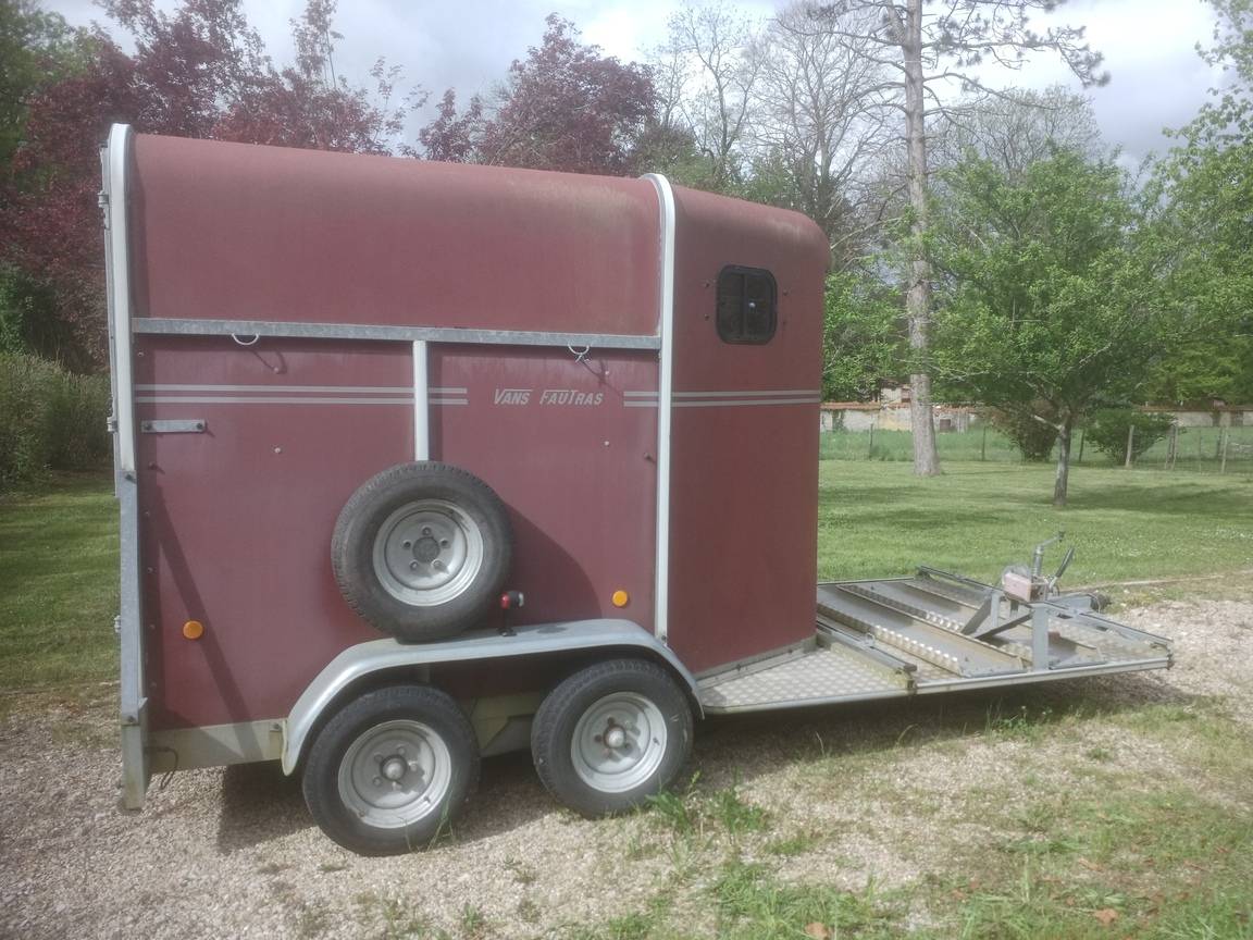 Van porte calèche Fautras