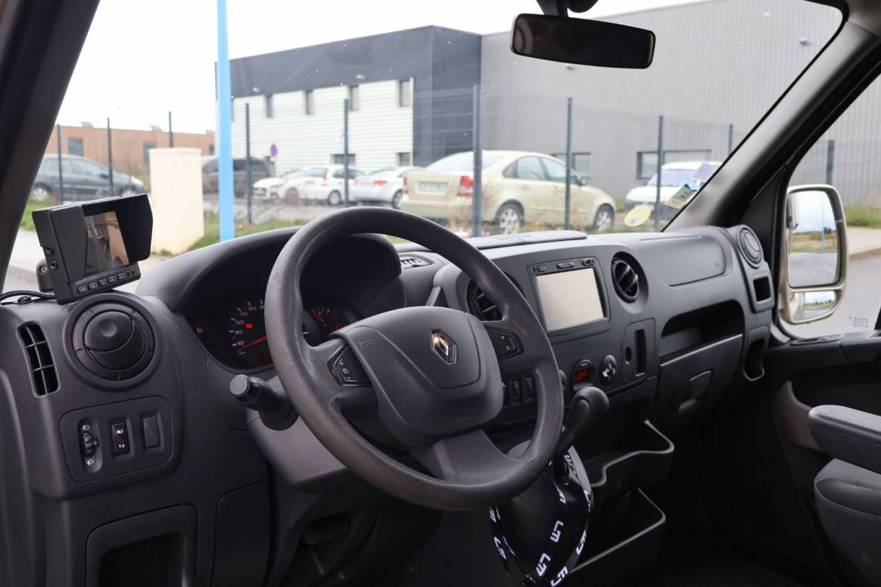 VL MASTER THEAULT PROTEO 5P STALLE SWITCH - VENDU