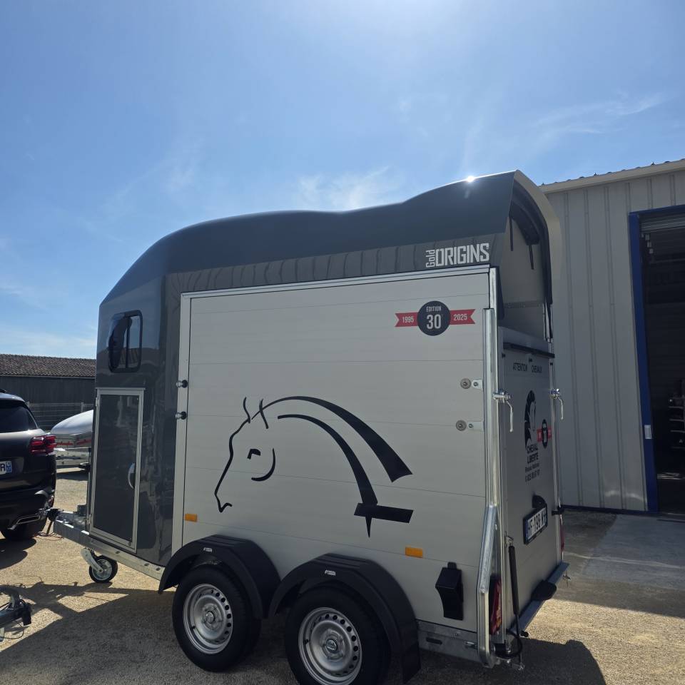 A louer van cheval 1 place 1/2