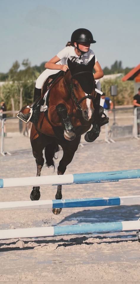 Vends ponette C 13 ans