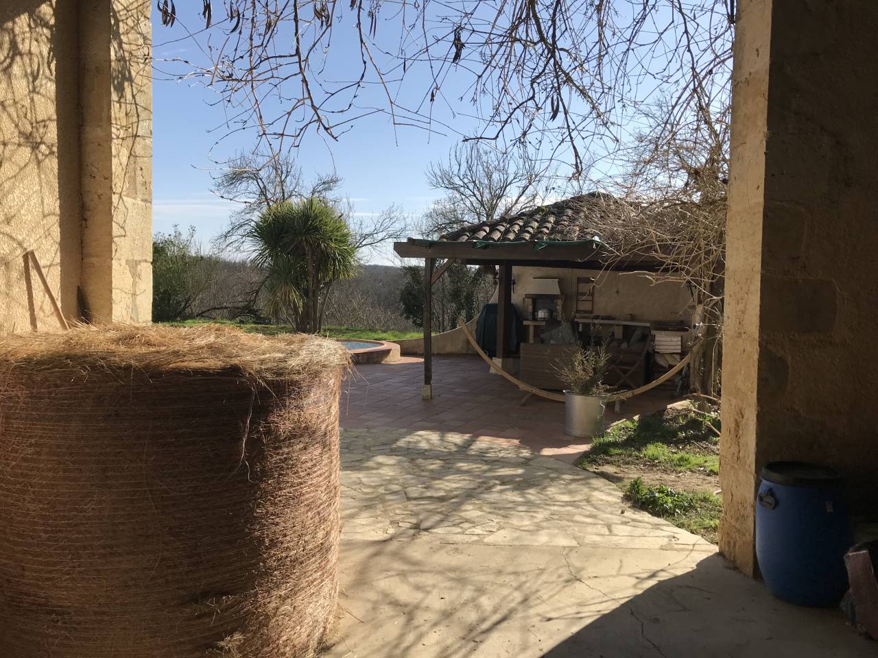 Superbe propriété Maison, stabulation, 2 hectares foret