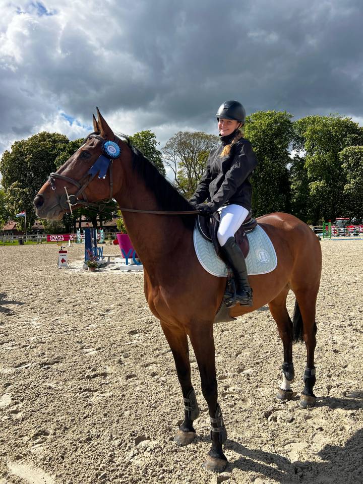 Jument Selle Français 10 ans CSO 125